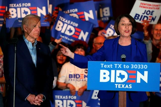 Klobuchar urges Biden to pick nonwhite woman as running mate | iNFOnews.ca Klobuchar urges Biden to pick nonwhite woman as running mate | iNFOnews.ca