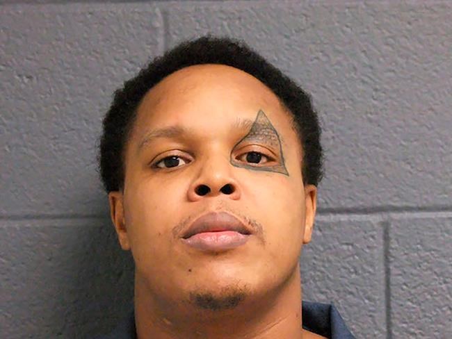 Michigan man uses battle axe to fight off intruder | iNFOnews.ca