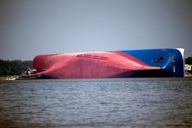 Crews probe source of smoke from ship off Georgia coast | iNFOnews.ca