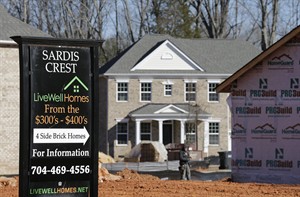 US home prices increases slowed in December on weak demand; prices fall in 3 states | iNFOnews.ca CP31744243