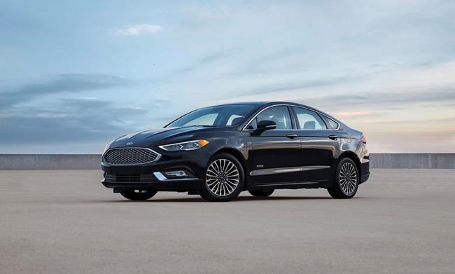 Ford Fusion Energi is more fuel-efficient, cheaper for 2017 | iNFOnews.ca