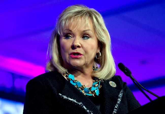 Oklahoma governor angers gun and gay rights groups same day | iNFOnews.ca CP1536366665