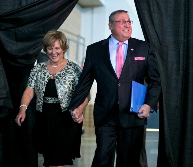 Former Maine governor has a new job - tending bar | iNFOnews.ca