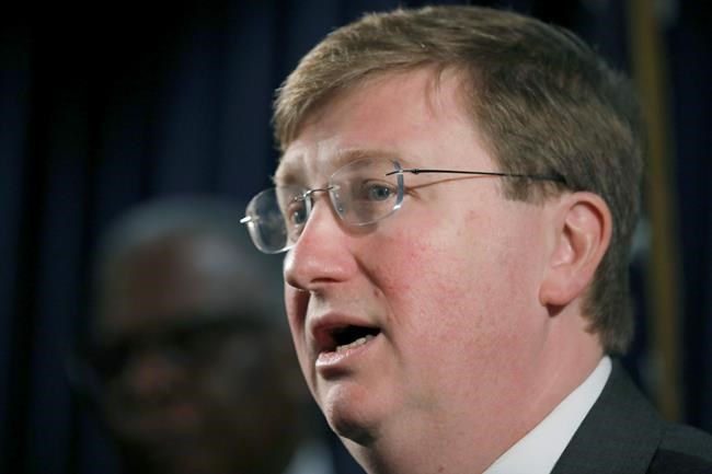 Mississippi governor tours prison rocked by deadly violence | iNFOnews.ca