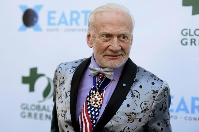 Buzz Aldrin's son tries to stop dad from moving assets | iNFOnews.ca Buzz Aldrin's son tries to stop dad from moving assets | iNFOnews.ca