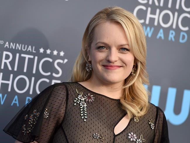 Offred is on the run as 'Handmaid's Tale' returns in April | iNFOnews.ca CP904187476