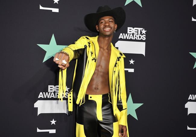 Lil Nas X's viral song sets more records on Billboard charts | iNFOnews.ca