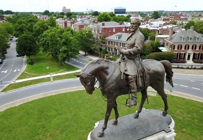 Virginia gov faces new hurdle in bid to remove Lee statue | iNFOnews.ca Virginia gov faces new hurdle in bid to remove Lee statue | iNFOnews.ca