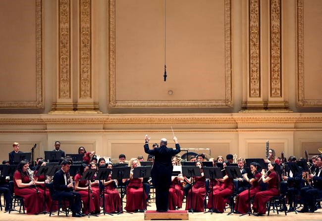 Weeks after school shooting, band performs at Carnegie Hall | iNFOnews.ca