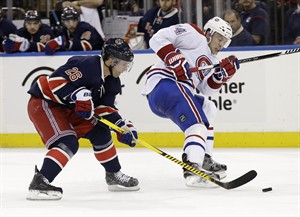 Lundqvist, Rangers shut out surging Canadiens, roll to 5-0 victory | iNFOnews.ca CP30833679