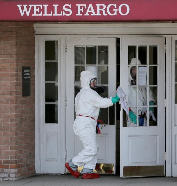 Weariness hits residents in New York's 'containment area' | iNFOnews.ca Weariness hits residents in New York's 'containment area' | iNFOnews.ca