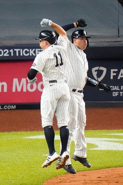 Yanks hit 5 HR in inning, top Toronto 10-7 for 8-game streak | iNFOnews.ca
