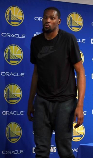 Warriors' Durant out at least 2 weeks with fractured rib | iNFOnews.ca Warriors' Durant out at least 2 weeks with fractured rib | iNFOnews.ca