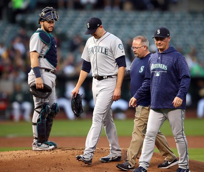 M's Paxton hit by liner, replaced by Hernandez vs. A's | iNFOnews.ca M's Paxton hit by liner, replaced by Hernandez vs. A's | iNFOnews.ca