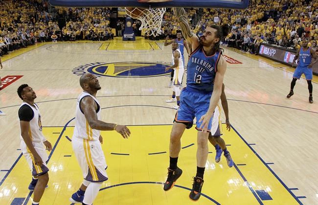 Defending champion Warriors stave off elimination, beat OKC | iNFOnews.ca Defending champion Warriors stave off elimination, beat OKC | iNFOnews.ca