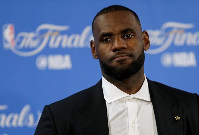 With Curry out, US Olympic basketball team waits on LeBron | iNFOnews.ca
