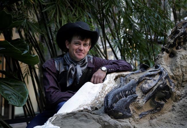 Fight over dinosaur fossils comes down to what's a mineral | iNFOnews.ca
