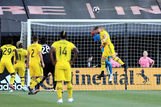 Crew snap 10-game winless streak, beat Impact 2-1 | iNFOnews.ca