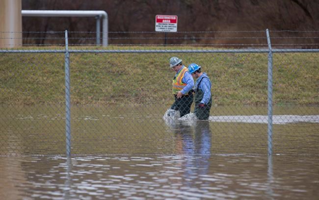 Midwest flooding expected to last through weekend | iNFOnews.ca CP769237103