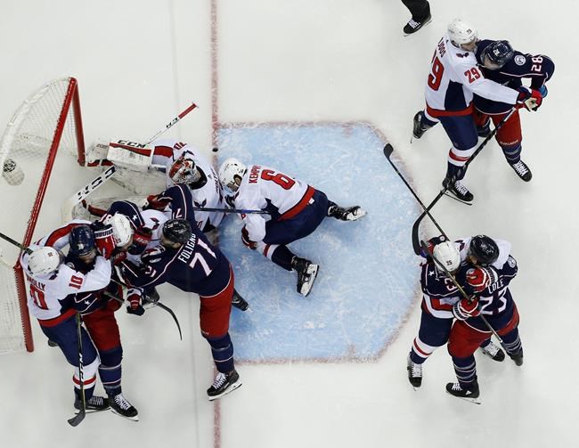Caps top Blue Jackets 4-1 to even series at 2 games each | iNFOnews.ca Caps top Blue Jackets 4-1 to even series at 2 games each | iNFOnews.ca