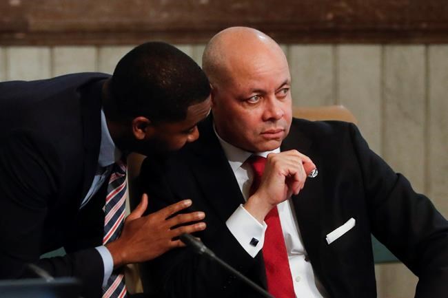 Cincinnati's City Hall standoff in week 4 amid racial unease | iNFOnews.ca CP66453838