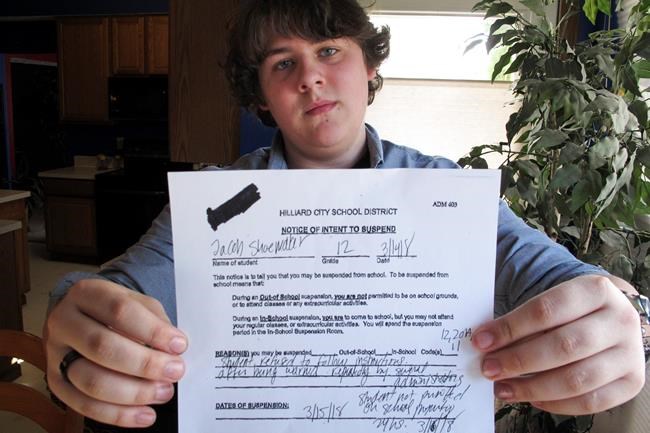Ohio student suspended for staying in class during walkouts | iNFOnews.ca Ohio student suspended for staying in class during walkouts | iNFOnews.ca