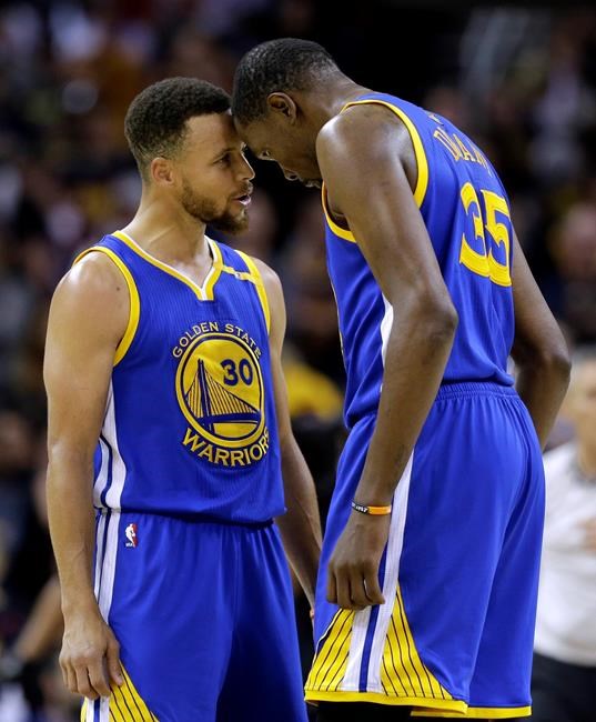 Perfect shot: Durant's late 3 gives Warriors 3-0 Finals lead | iNFOnews.ca