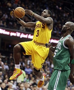 Irving scores 11 of his 40 points in final 2:33 as Cavaliers beat Celtics 95-90 | iNFOnews.ca Irving scores 11 of his 40 points in final 2:33 as Cavaliers beat Celtics 95-90 | iNFOnews.ca