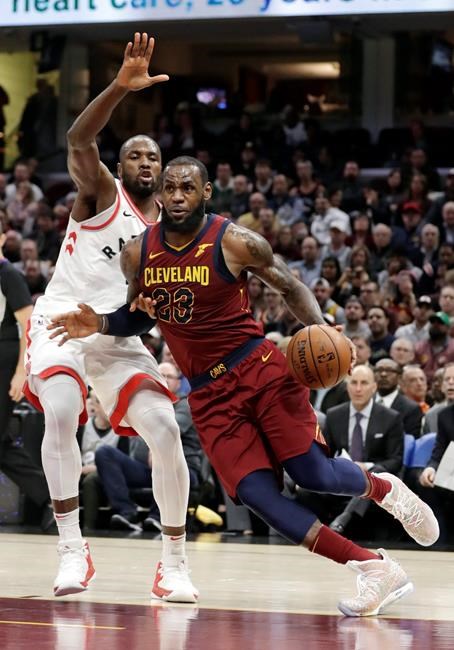 Royal decree: LeBron scores 35, carries Cavs past Raptors | iNFOnews.ca