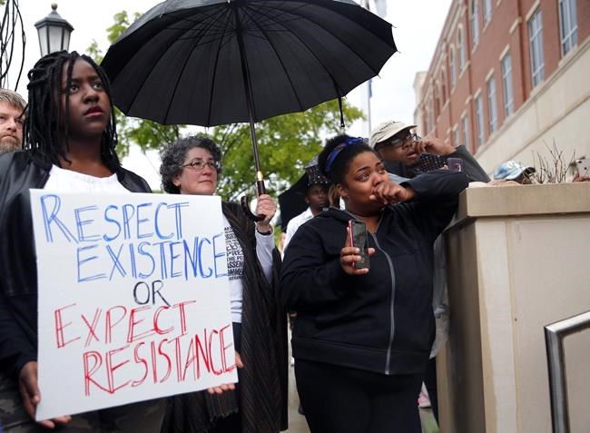 City: Police killing of naked, unarmed teen was justified | iNFOnews.ca