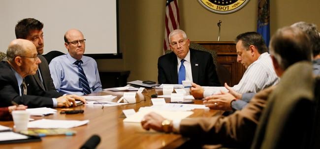 Pay panel: Slash Oklahoma lawmakers' salary by 8.8 per cent | iNFOnews.ca CP1863078783