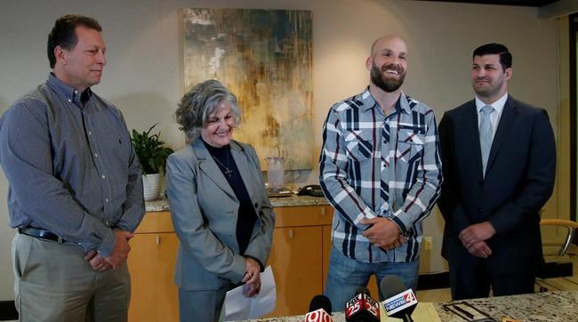 Pardoned ex-soldier initially didn't take White House call | iNFOnews.ca