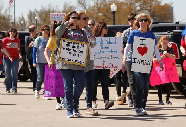 Arizona teachers join others nationally seeking pay hikes | iNFOnews.ca