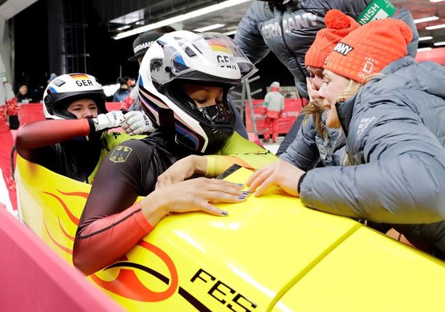 NewsAlert: Canadians Humphries, George capture bronze in women's bobsled event | iNFOnews.ca