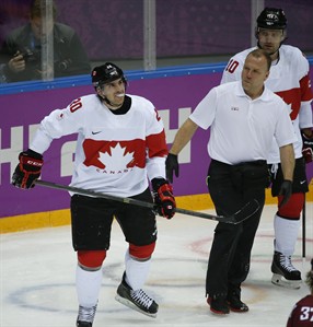 Islanders forward John Tavares out for rest of NHL season with left knee injury from Olympics | iNFOnews.ca