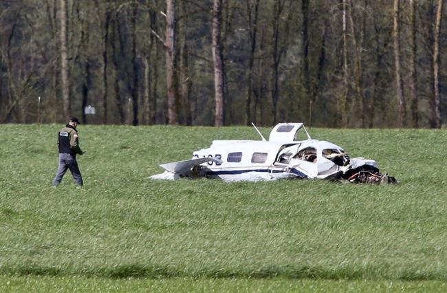 Family members who died in plane crash had zest for life | iNFOnews.ca CP1995291882