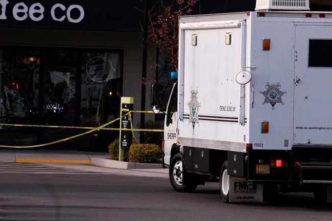 1 dead, 3 hurt in stabbings at Oregon shopping centre, town | iNFOnews.ca