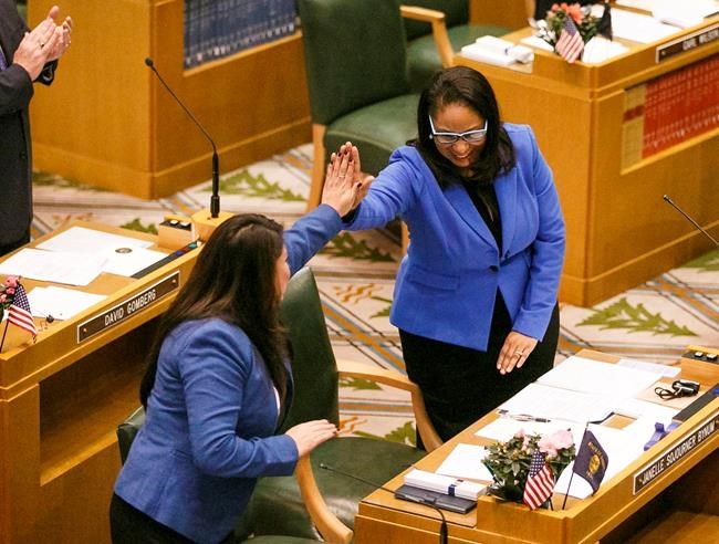 Black Oregon lawmaker: Police called as she knocked on doors | iNFOnews.ca