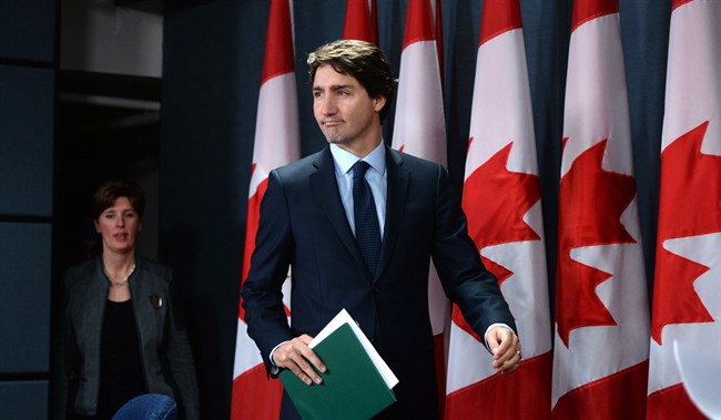 Trudeau casts doubt on Liberals' balanced-budget vow, cites fading economy | iNFOnews.ca CP36350044