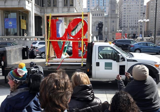 'LOVE' returns: Philadelphia park gets its sculpture back | iNFOnews.ca 'LOVE' returns: Philadelphia park gets its sculpture back | iNFOnews.ca