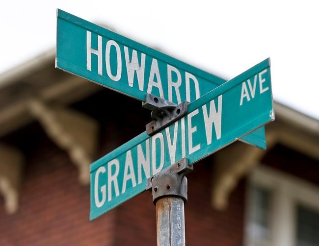 Police fatally shoot 17-year-old boy fleeing traffic stop | iNFOnews.ca