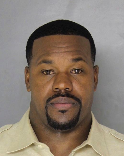 Steelers assistant coach accused of assault hours after win | iNFOnews.ca