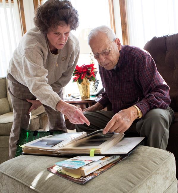 Woman thanks veteran who bombed 'Bridge on the River Kwai' | iNFOnews.ca Woman thanks veteran who bombed 'Bridge on the River Kwai' | iNFOnews.ca