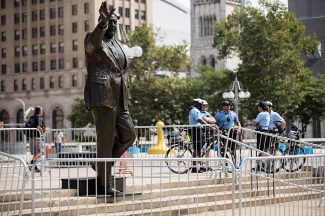 Philadelphia mayor: Time to discuss future of Rizzo statue | iNFOnews.ca
