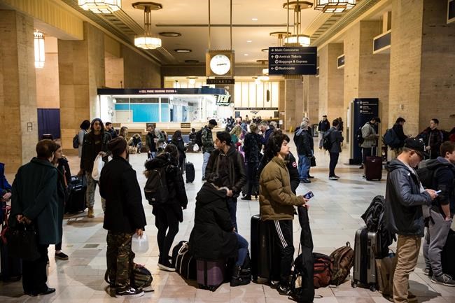 Snow, quick temp drop could make Thanksgiving travel tricky | iNFOnews.ca