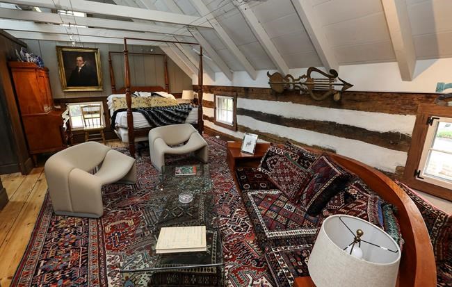 Man finds out small house is actually 300-year-old log cabin | iNFOnews.ca Man finds out small house is actually 300-year-old log cabin | iNFOnews.ca