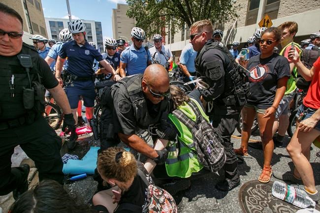 Immigration protests shift to City Hall after camp torn down | iNFOnews.ca