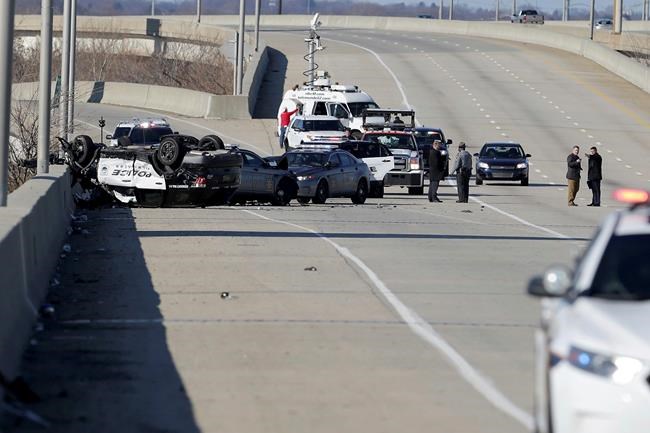 Multistate police chase leads to 2 crashes; 4 injured | iNFOnews.ca