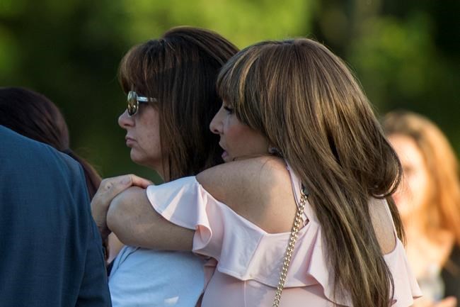 Vigil held to remember 4 men found dead on Pennsylvania farm | iNFOnews.ca Vigil held to remember 4 men found dead on Pennsylvania farm | iNFOnews.ca