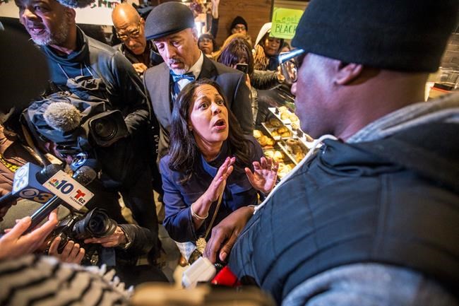 Starbucks to train workers on 'unconscious bias,' CEO says | iNFOnews.ca Starbucks to train workers on 'unconscious bias,' CEO says | iNFOnews.ca